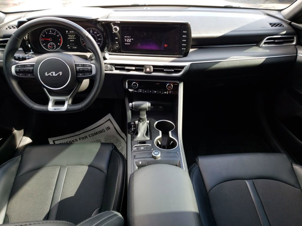 Used 2023 Kia K5 GT-Line image 10