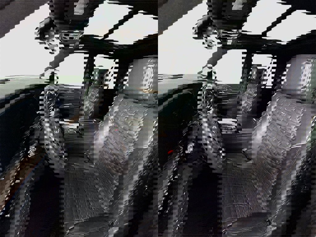 Used 2021 Cadillac Escalade Sport Platinum w/ LPO, ONYX Package image 16