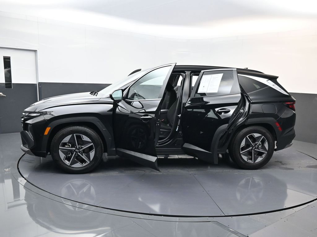 Certified 2025 Hyundai Tucson SEL image 24