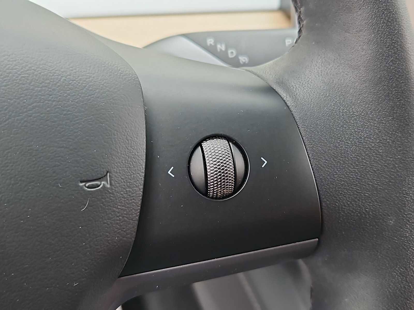 Used 2023 Tesla Model Y Performance image 22