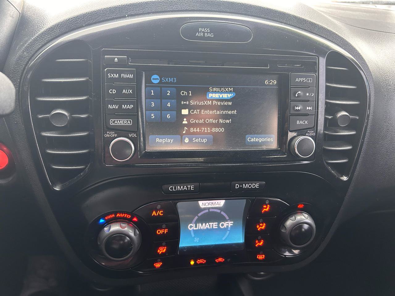 Used 2015 Nissan Juke NISMO FWD image 23