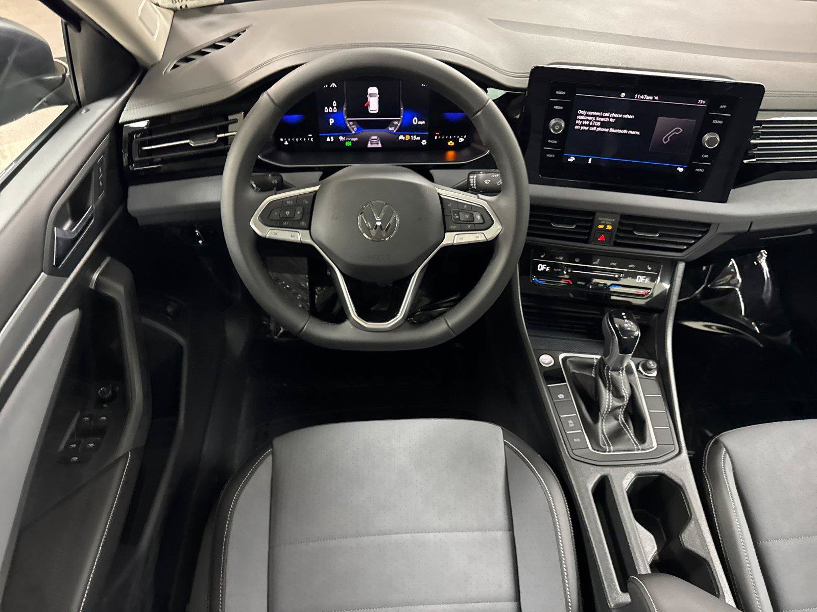 New 2027 Volkswagen Jetta SE FWD image 13