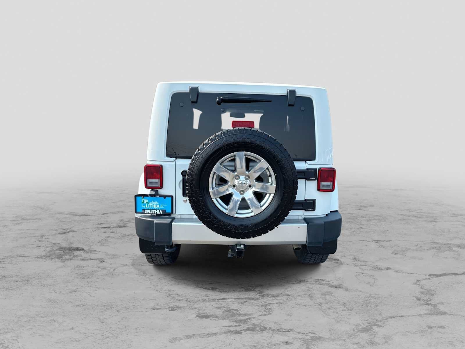 Used 2017 Jeep Wrangler Sahara w/ Connectivity Group AWD/4WD image 7