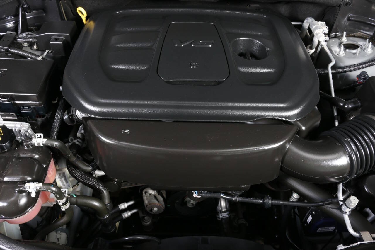 Used 2020 Jeep Grand Cherokee Altitude RWD image 8