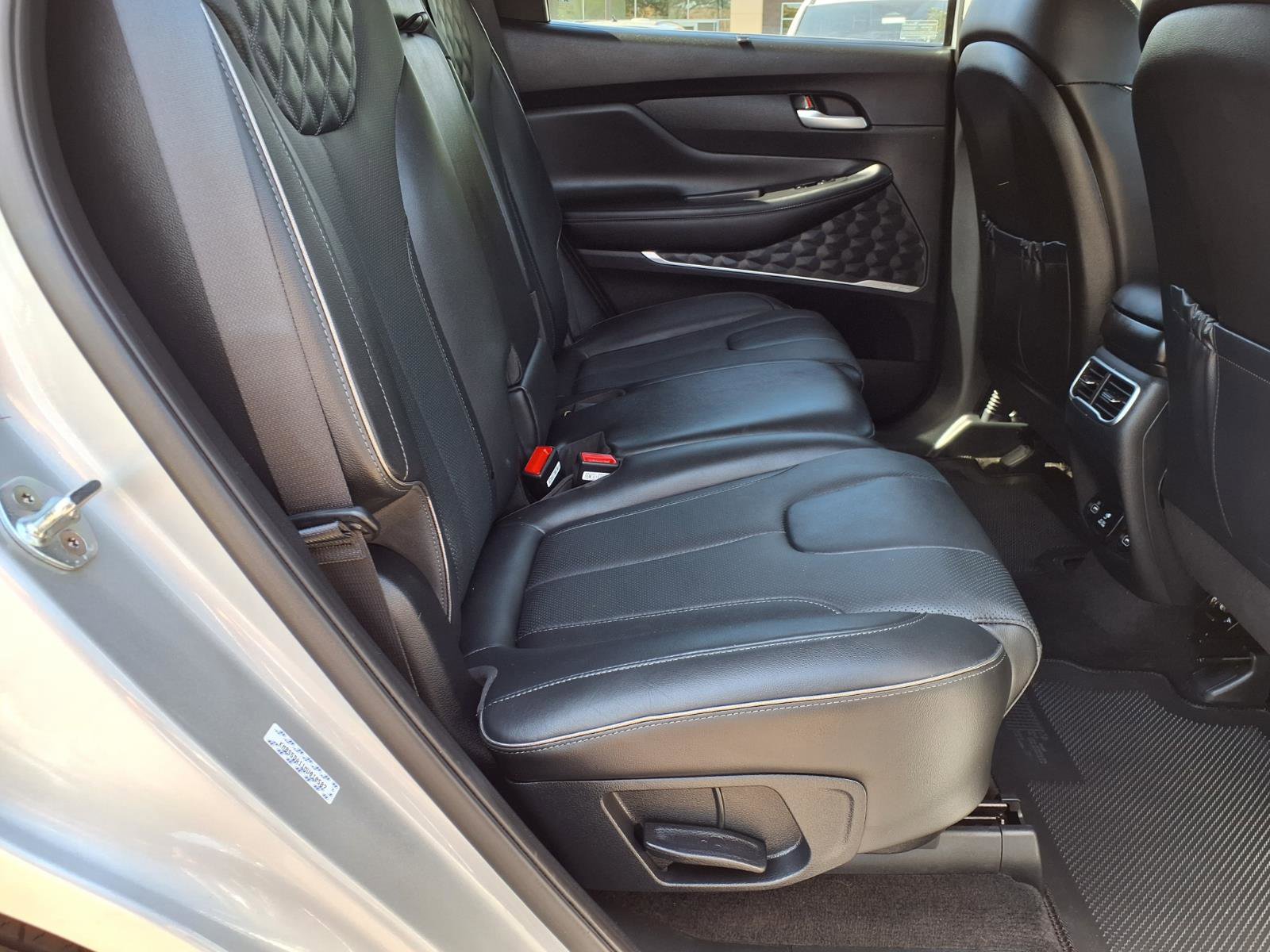 Certified 2021 Hyundai Santa Fe Limited AWD/4WD image 14