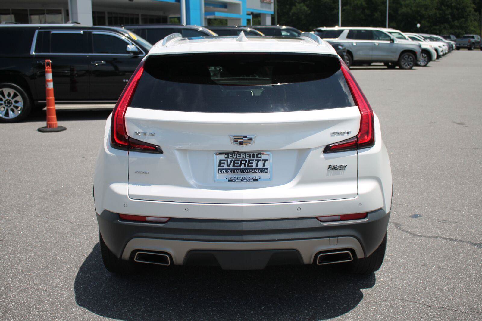 Used 2021 Cadillac XT4 Premium Luxury AWD/4WD image 7
