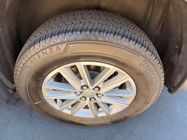Used 2023 Chevrolet Traverse LT w/ LPO, Cargo Package AWD/4WD image 26