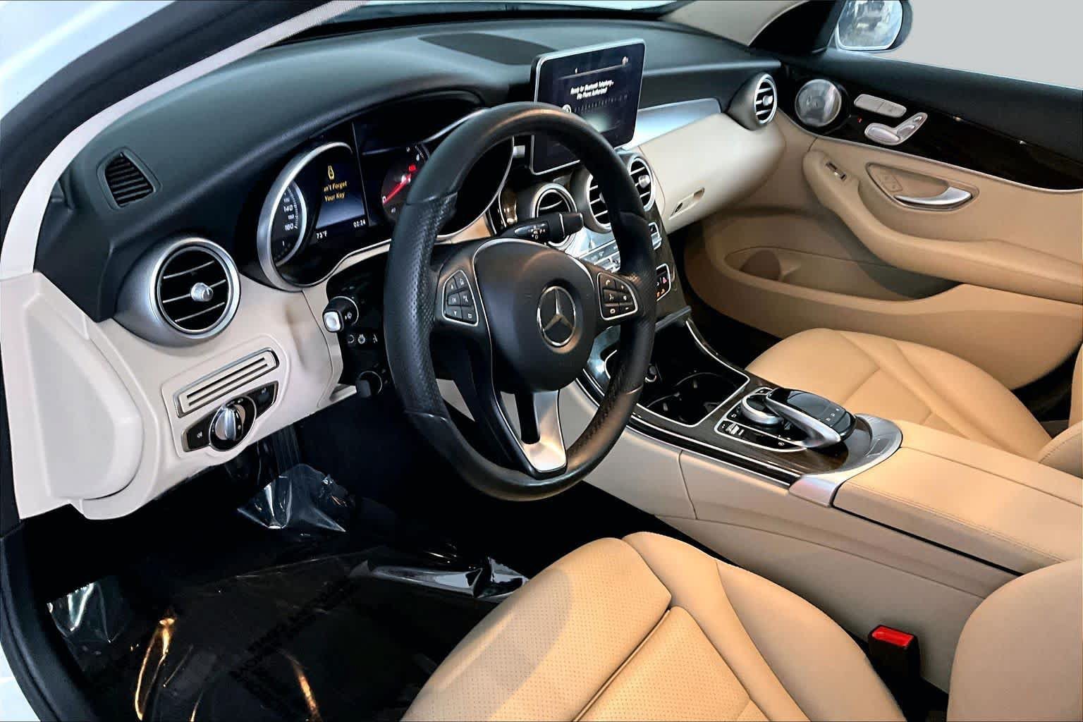 Used 2016 Mercedes-Benz C 300 4MATIC Sedan image 18