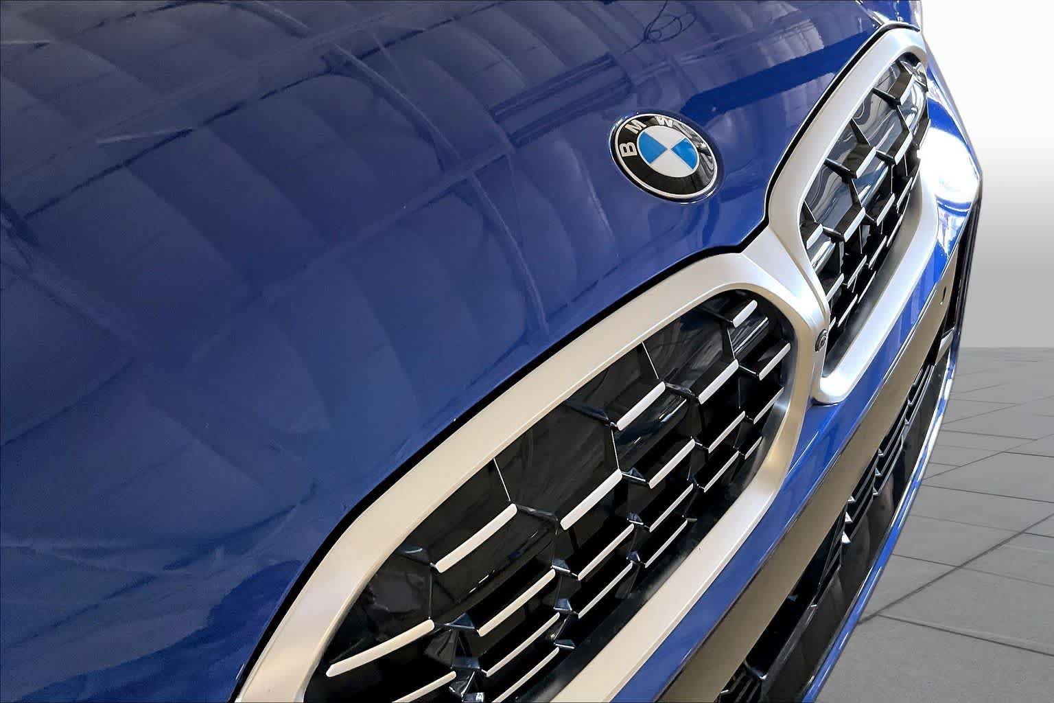 Used 2025 BMW M340i Sedan RWD image 30