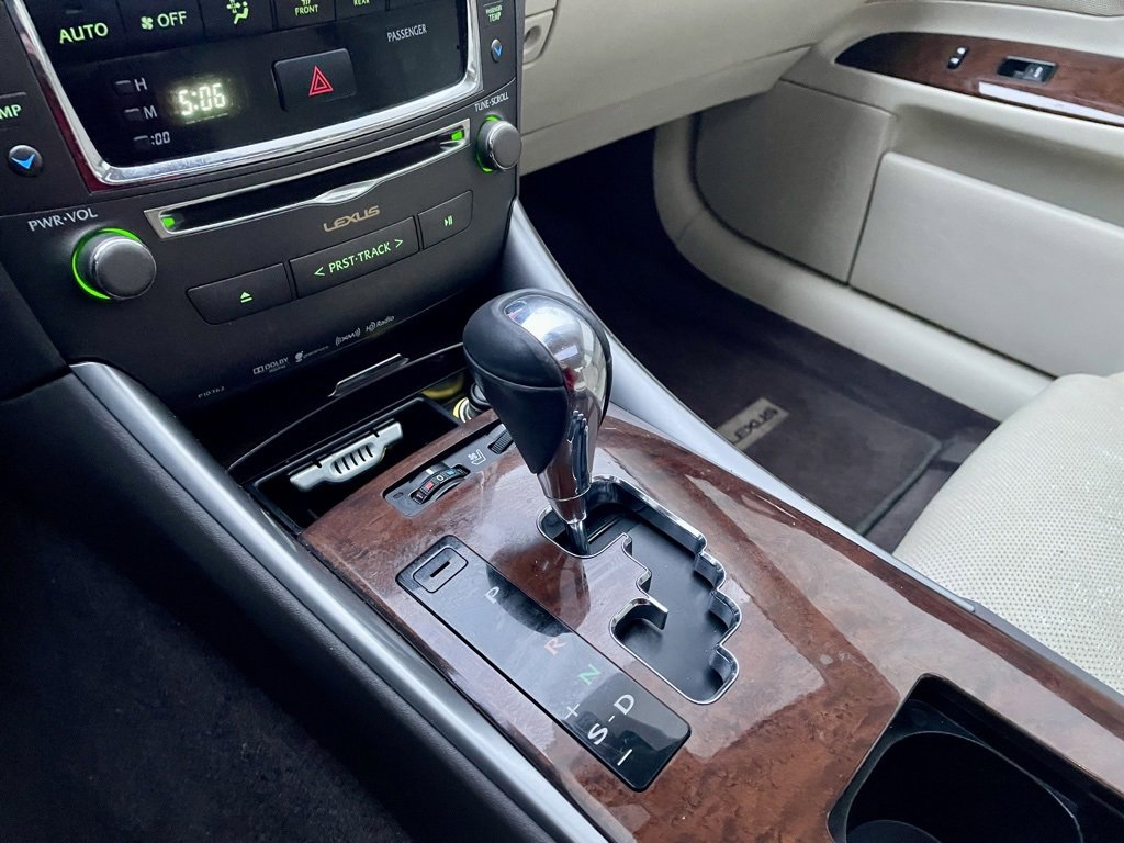 Used 2013 Lexus IS 350 AWD image 29