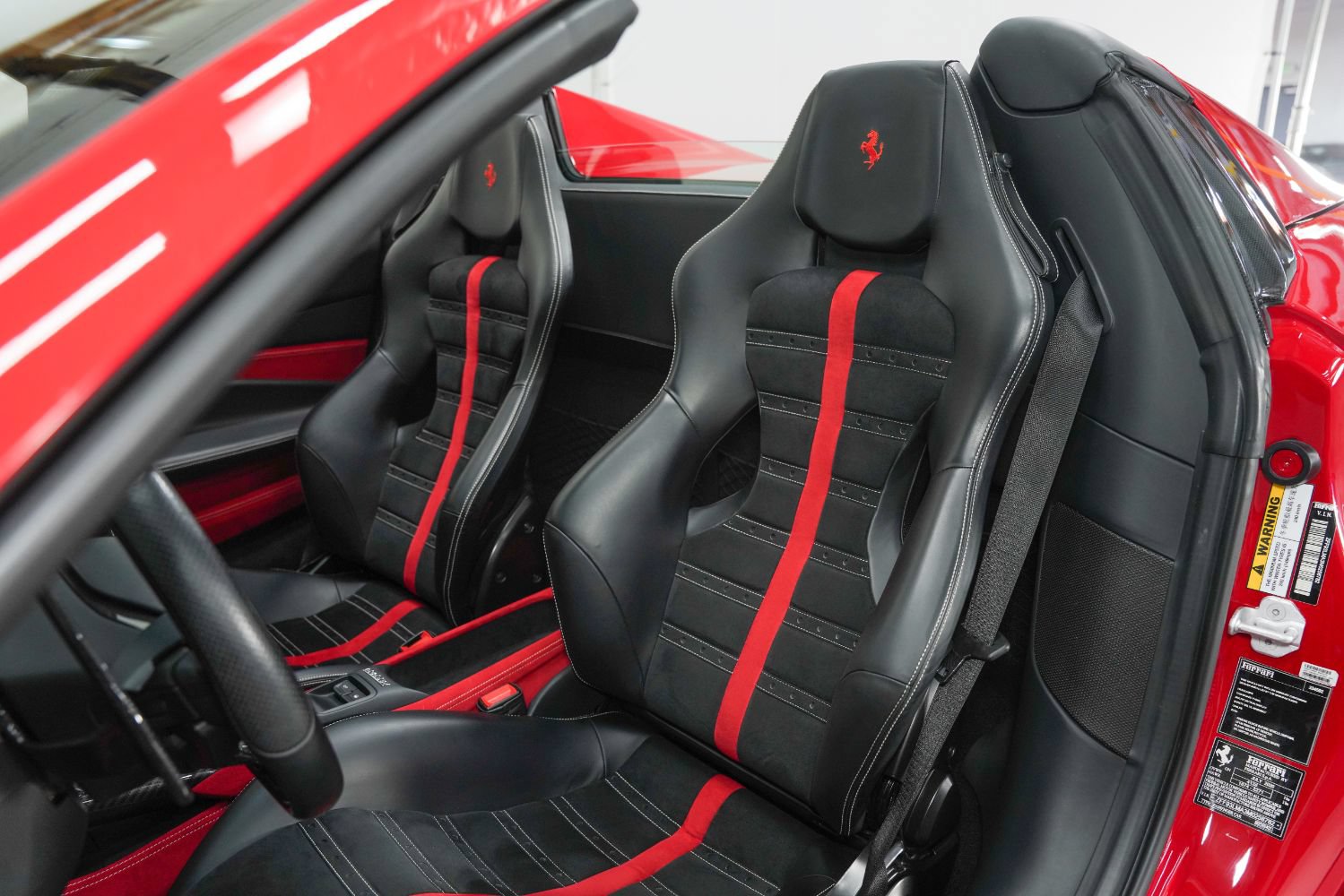 Used 2021 Ferrari F8 Tributo RWD image 42