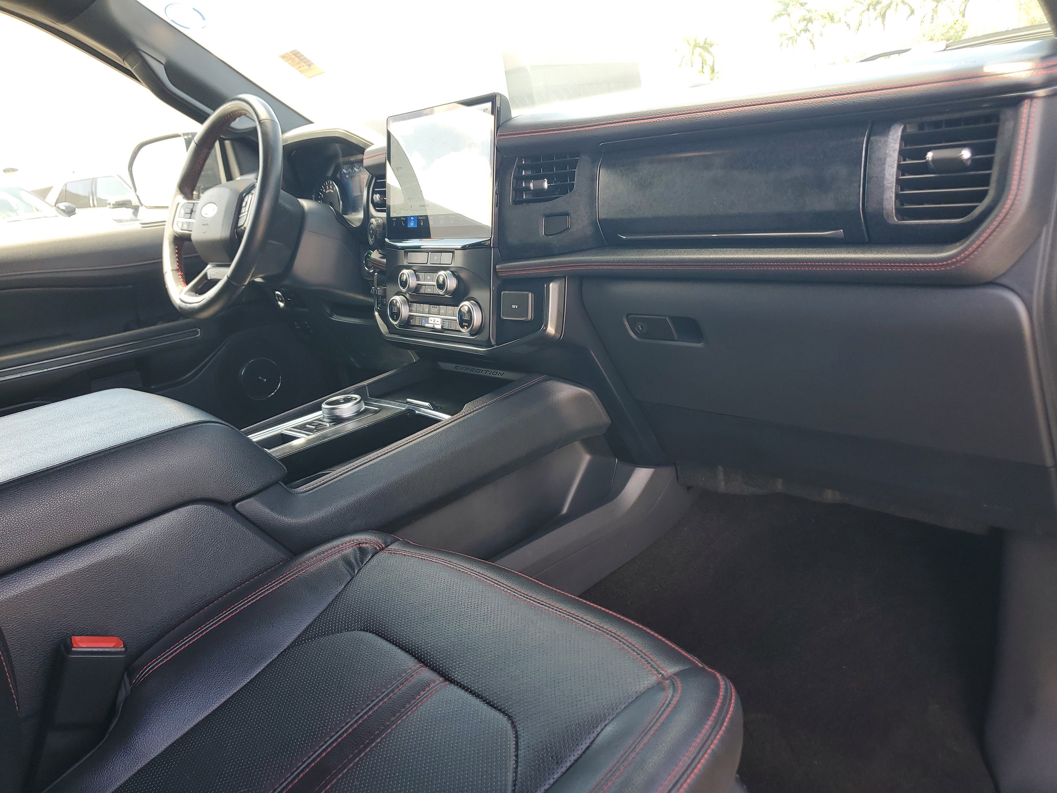 Certified 2023 Ford Expedition Limited image 20