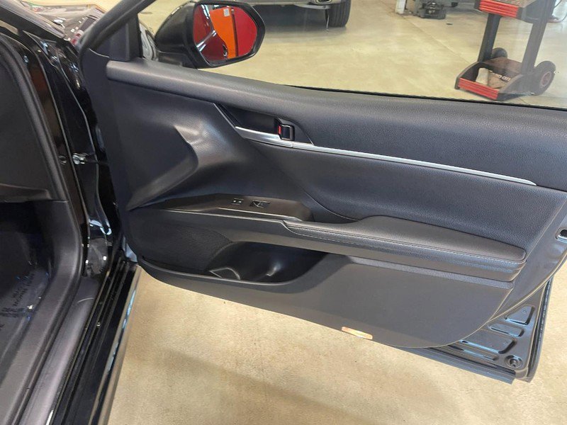 Used 2023 Toyota Camry XSE FWD image 12