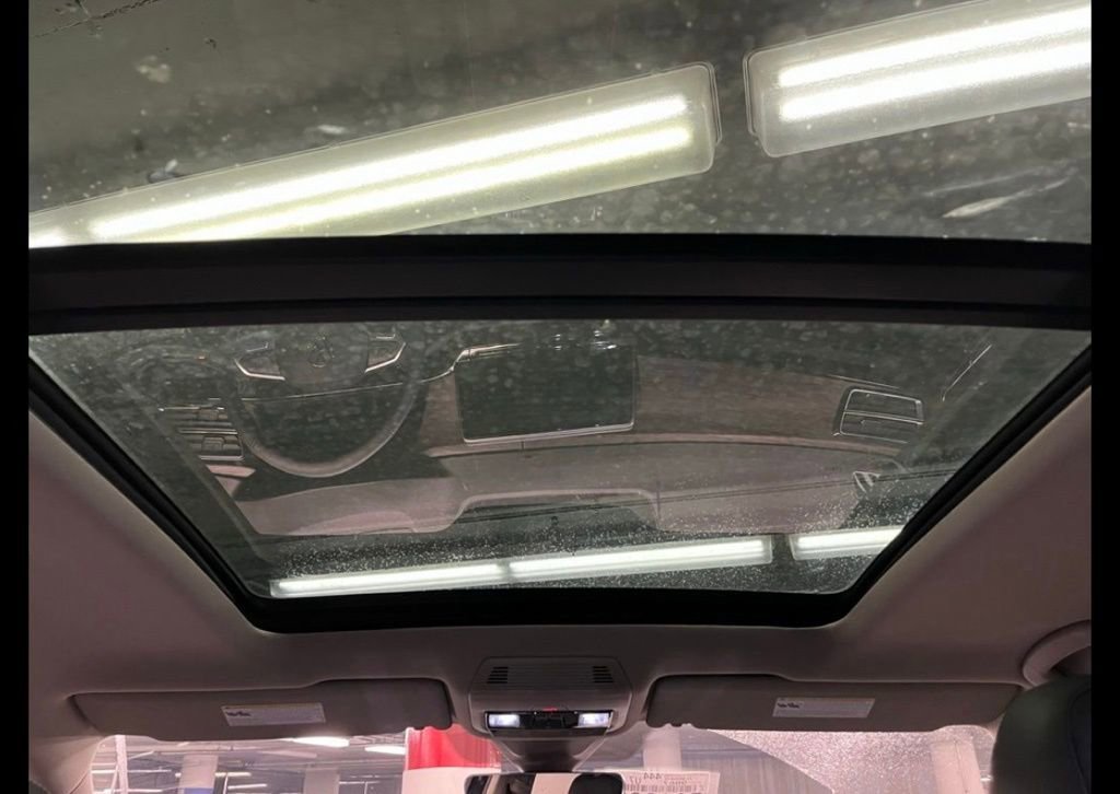 New 2026 Volkswagen Atlas SEL image 10