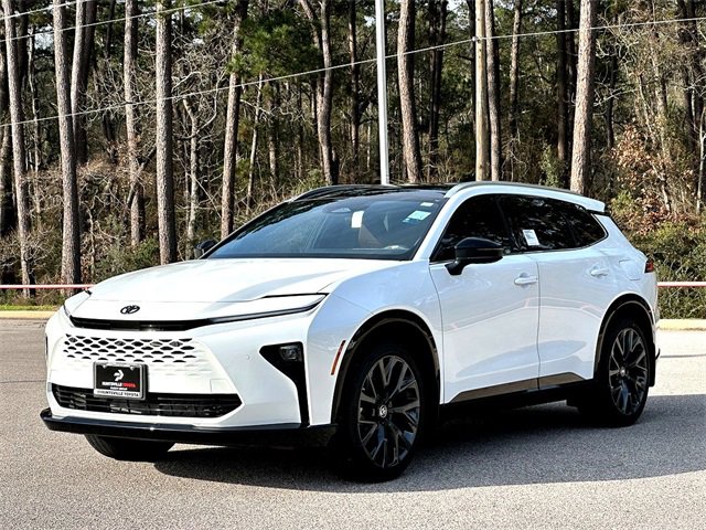 New 2025 Toyota Crown Signia image 4