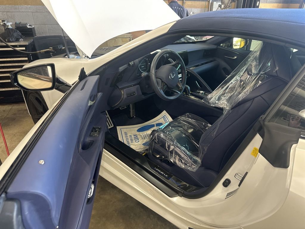 Used 2024 Lexus LC 500 Convert w/ Inspiration Series RWD image 3