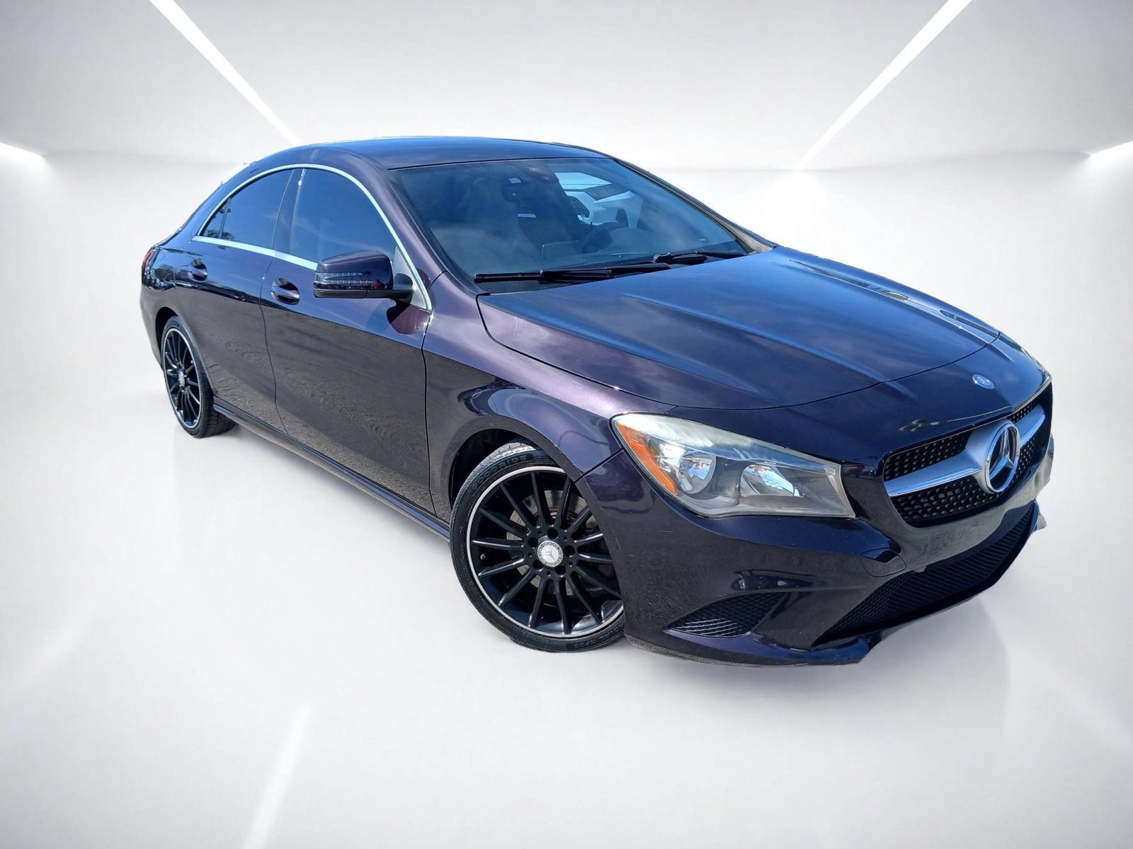 Used 2014 Mercedes-Benz CLA 250 image 2