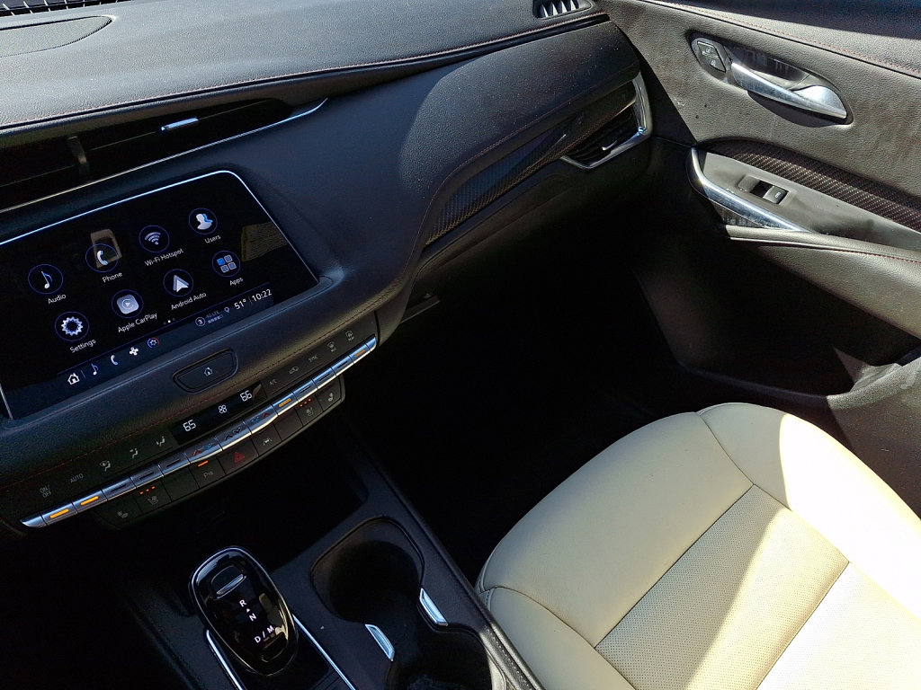 Used 2023 Cadillac XT4 Sport FWD image 29