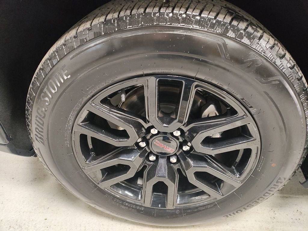 Used 2022 GMC Sierra 1500 Elevation image 17