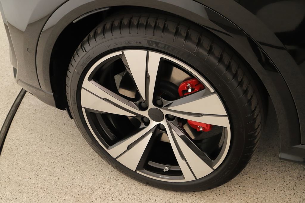 New 2026 Audi SQ5 Premium Plus image 36