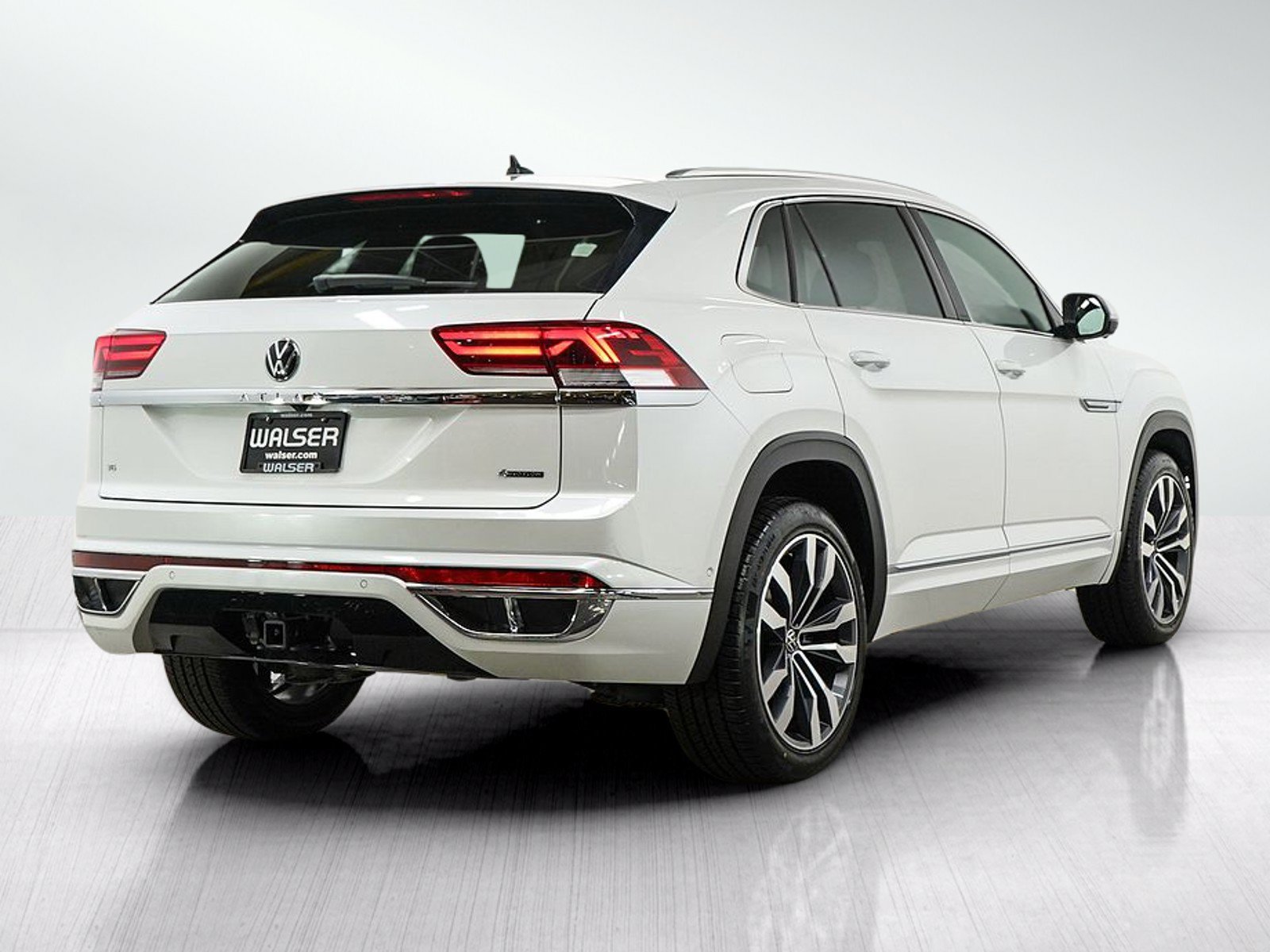 Used 2023 Volkswagen Atlas Cross Sport SEL Premium R-Line AWD/4WD image 6