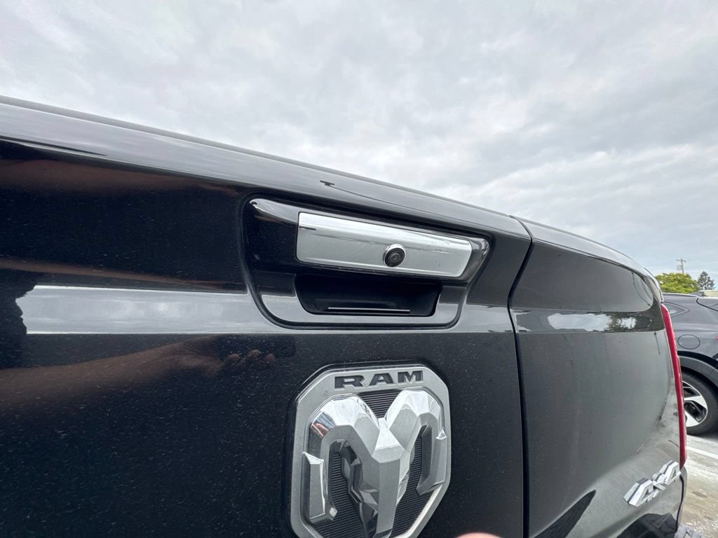 Used 2018 Honda Pilot Touring image 23