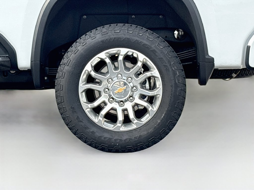 Used 2025 Chevrolet Silverado 2500 LT w/ Z71 Chrome Sport Edition AWD/4WD image 30