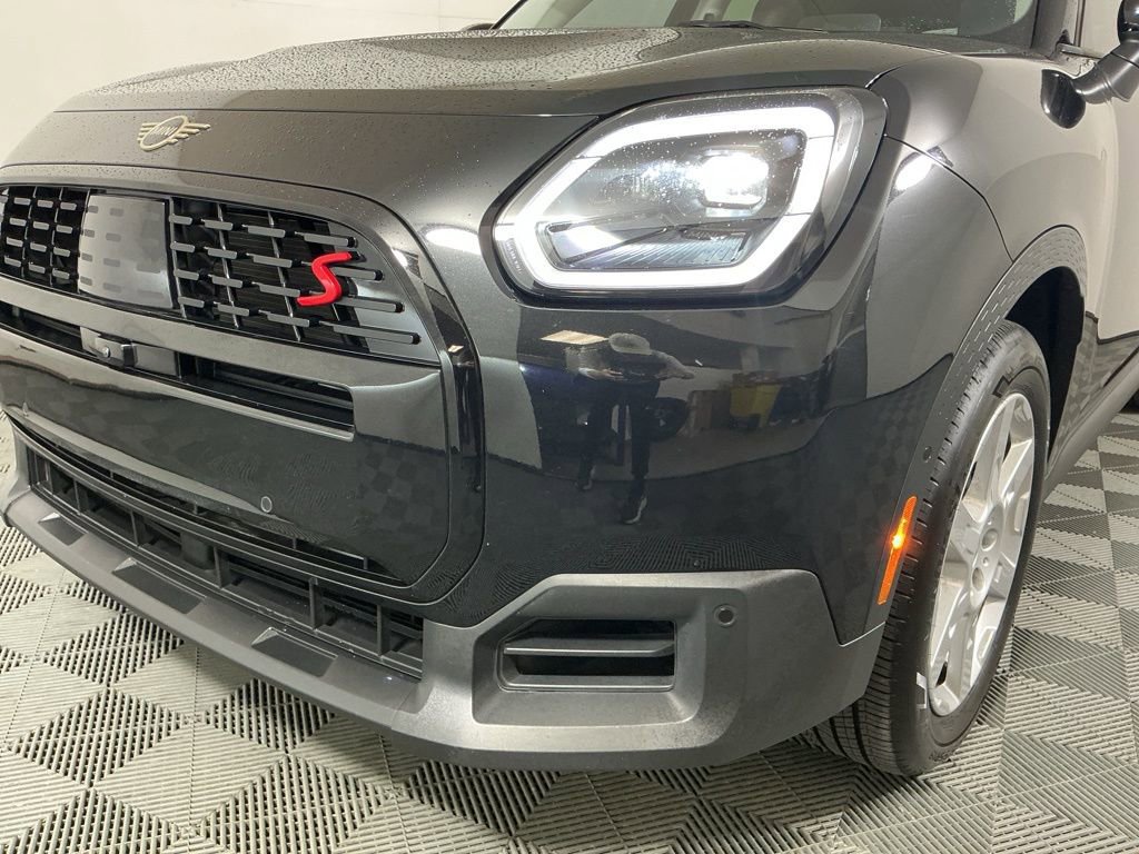 Certified 2025 MINI Cooper Countryman S image 9