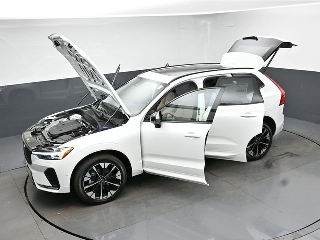 New 2026 Volvo XC60 B5 Plus w/ Protection Package Premier image 52