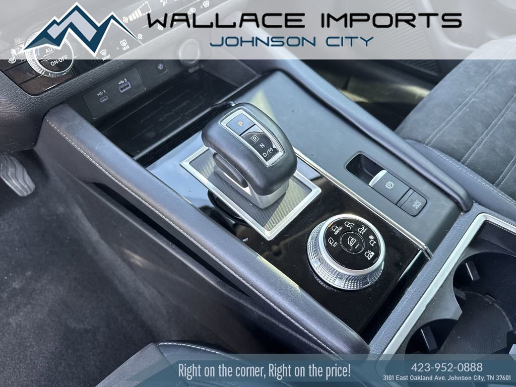 Used 2022 Mitsubishi Outlander SE image 17