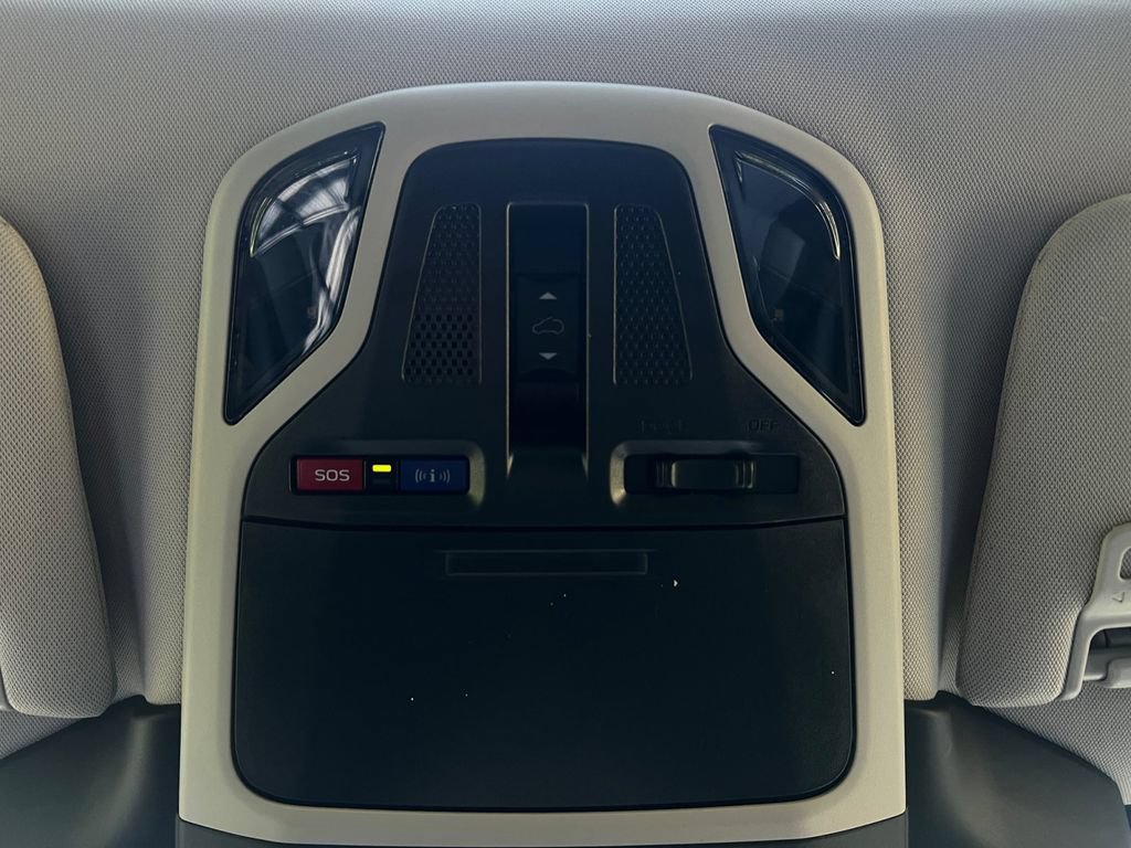 Used 2025 Subaru Outback Limited w/ Popular Package #2 AWD/4WD image 24