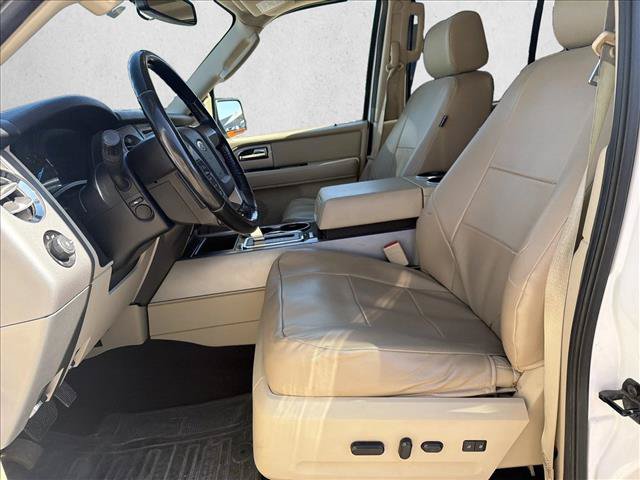 Used 2017 Ford Expedition EL Limited w/ Equipment Group 301A AWD/4WD image 10