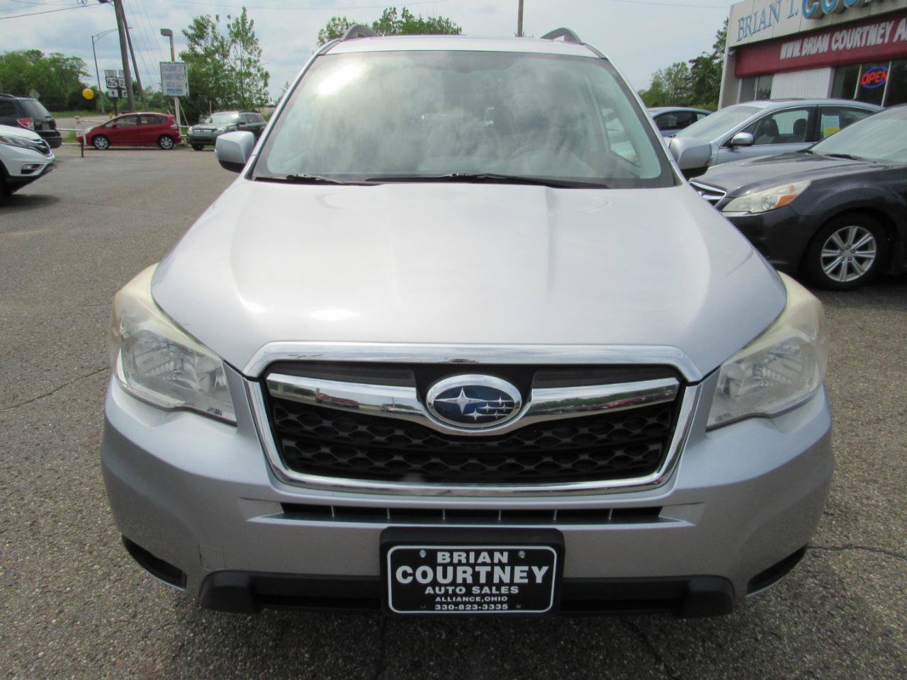 Used 2014 Subaru Forester 2.5i Touring AWD/4WD image 3
