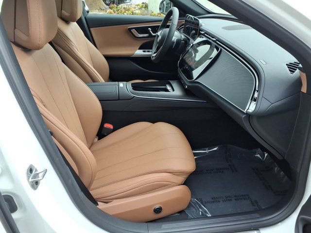 New 2026 Mercedes-Benz E 350 4MATIC Sedan image 16