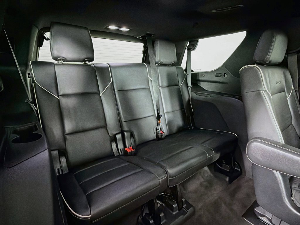 Used 2023 Cadillac Escalade Premium Luxury w/ Touring Package AWD/4WD image 28