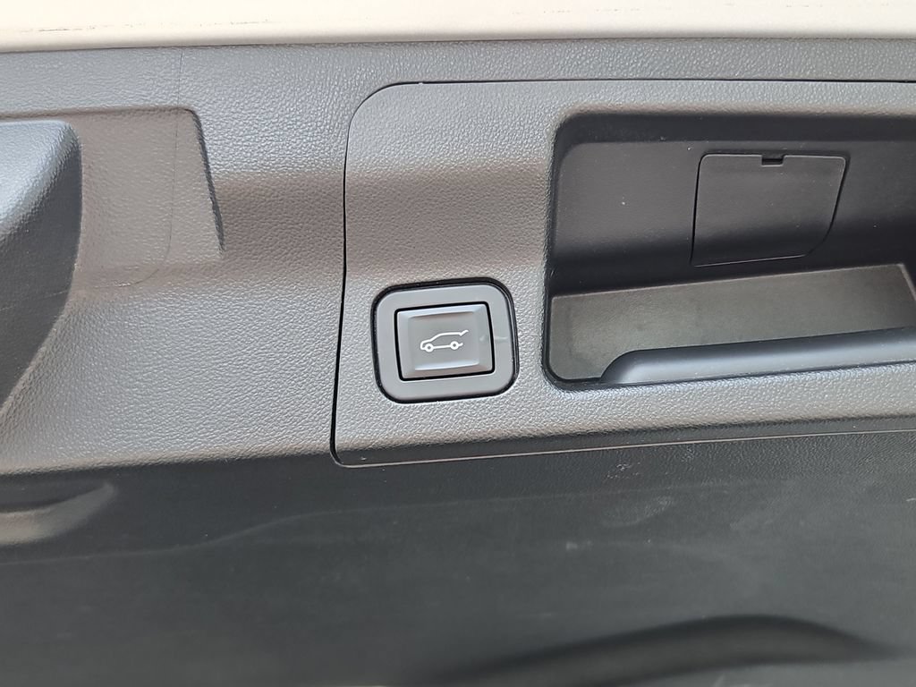 Used 2019 GMC Acadia SLE FWD image 30