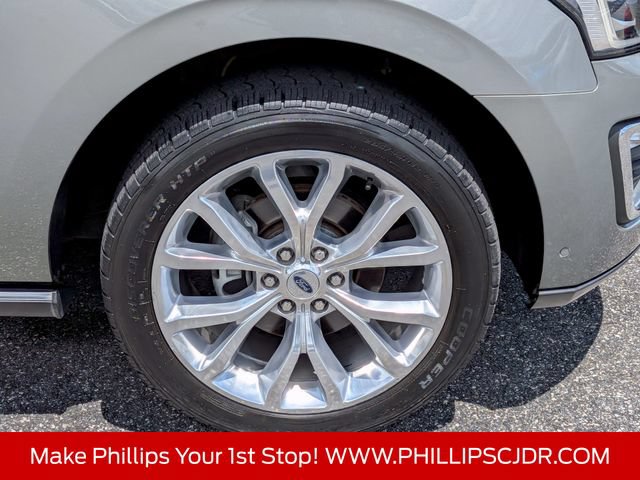 Used 2019 Ford Expedition Limited RWD image 10