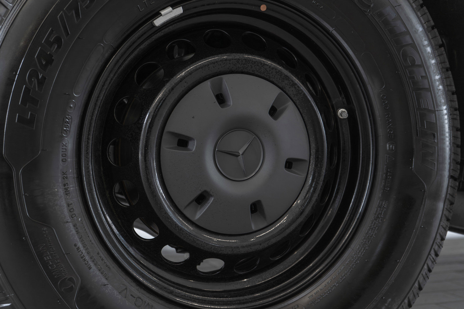 New 2025 Mercedes-Benz Sprinter 2500 image 34