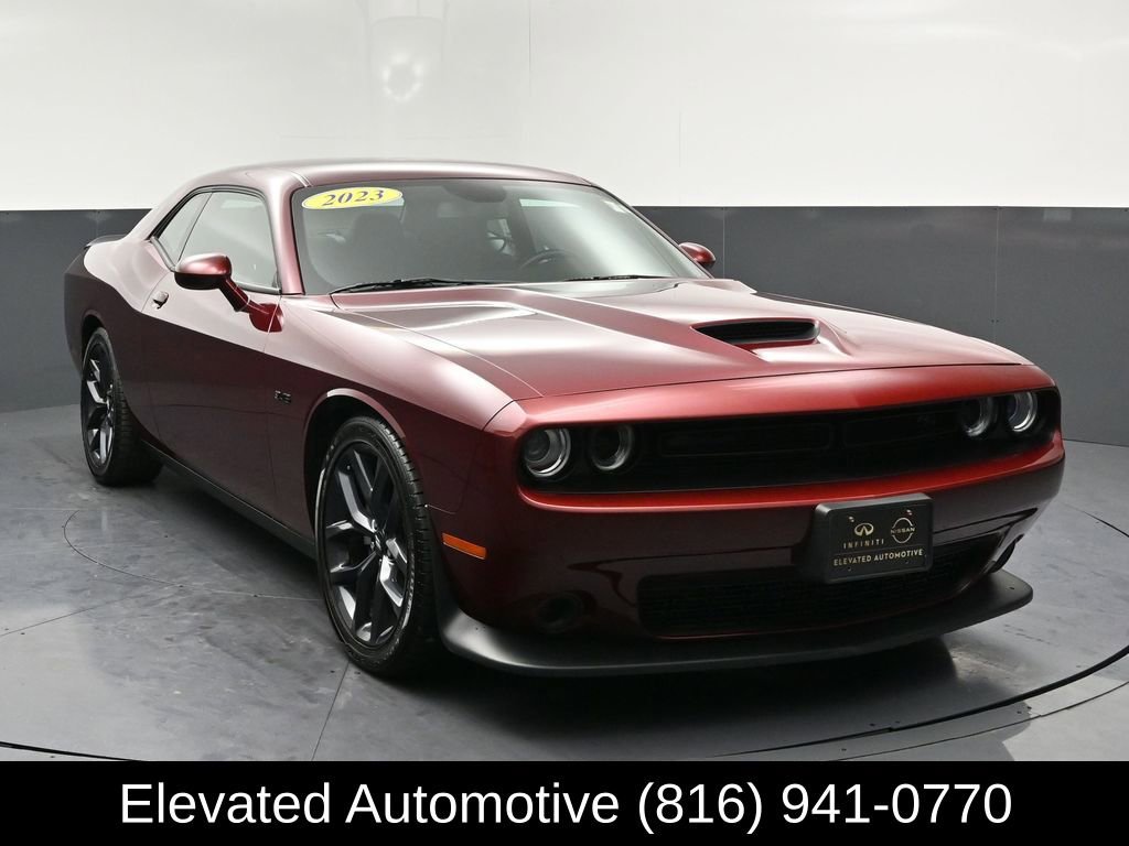 Used 2023 Dodge Challenger R/T w/ Blacktop Package image 1