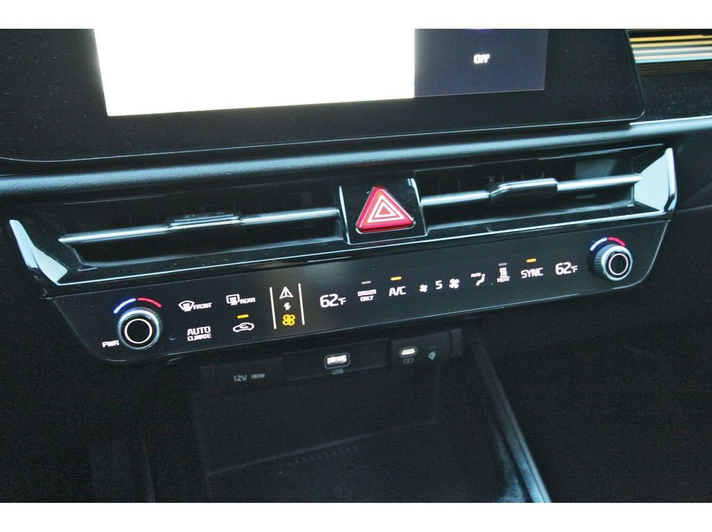 Used 2023 Kia Niro Wind FWD image 28
