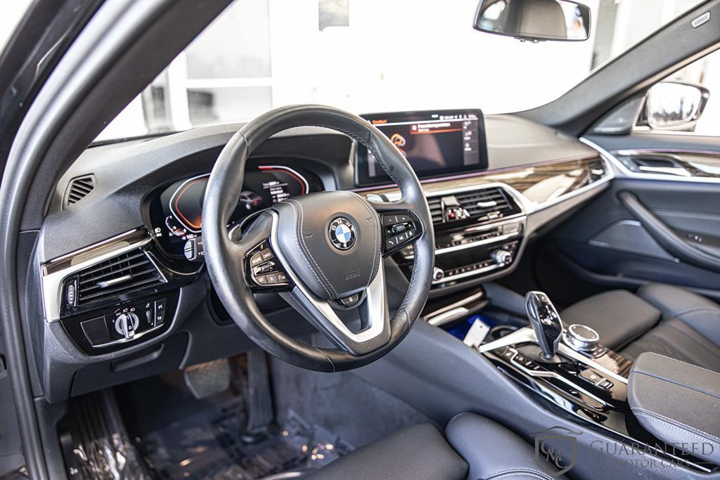 Used 2023 BMW 530i xDrive w/ Premium Package AWD/4WD image 21