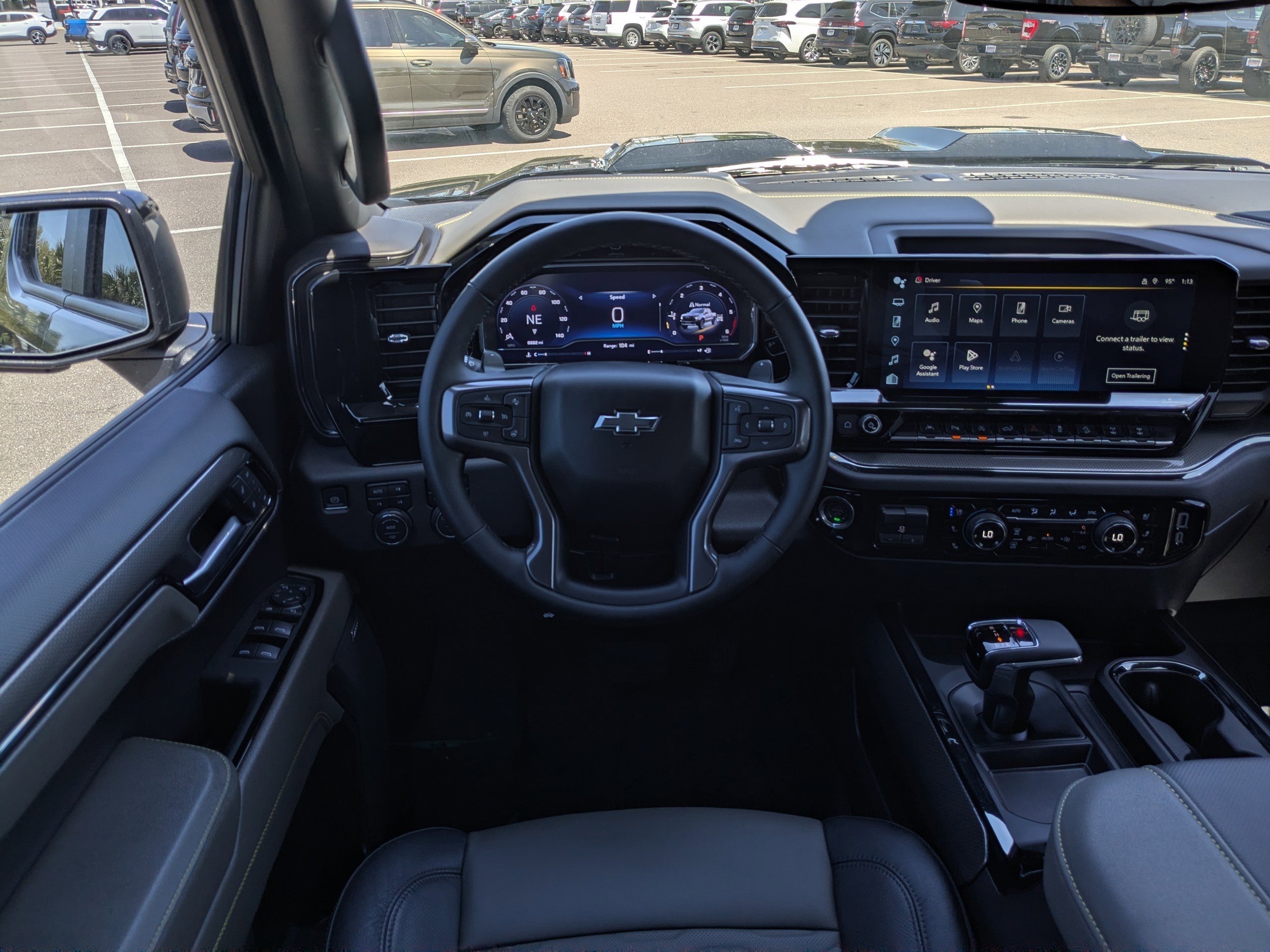 Used 2024 Chevrolet Silverado 1500 ZR2 image 16