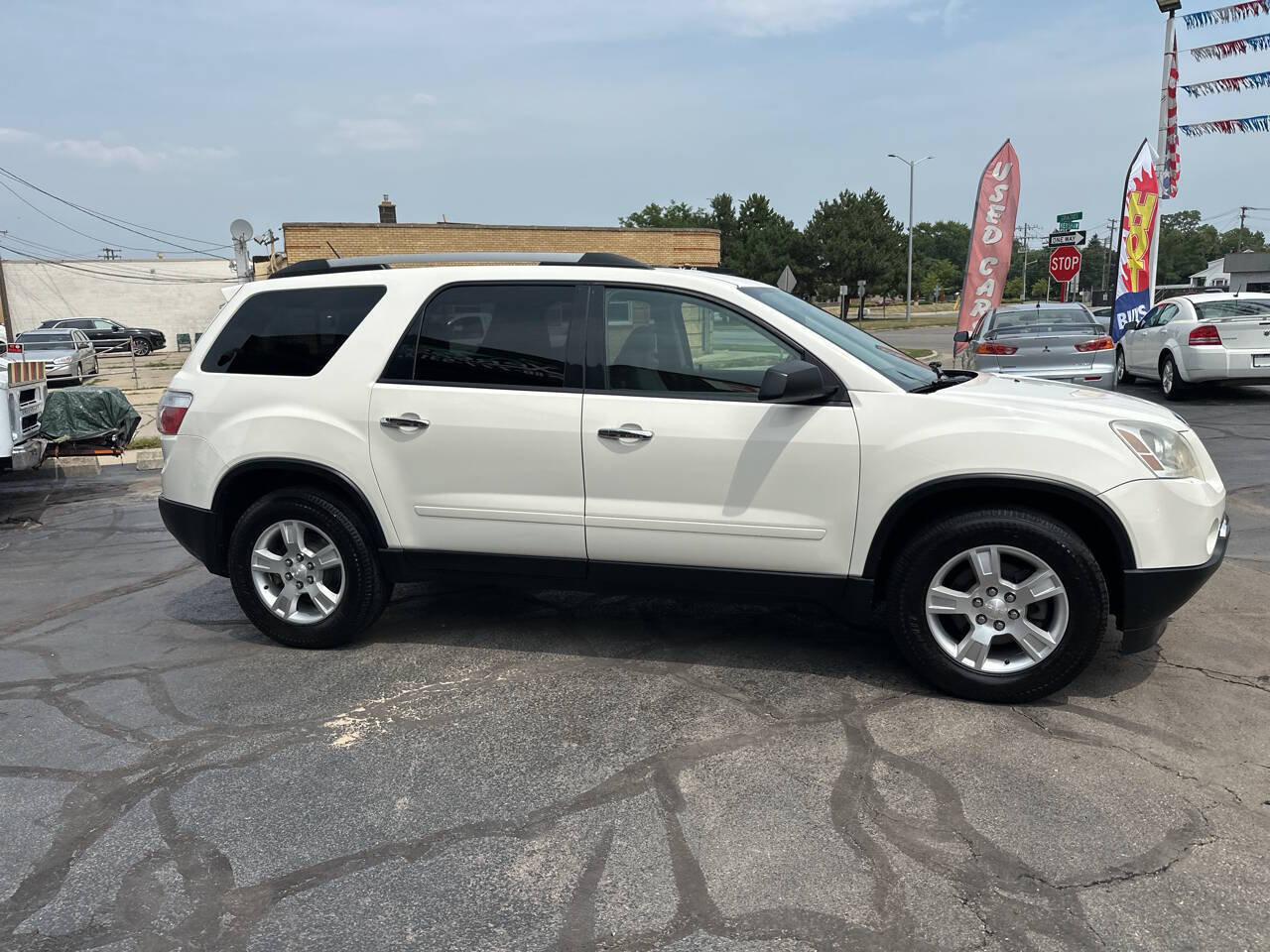 Used 2012 GMC Acadia SL w/ Preferred Package FWD image 5