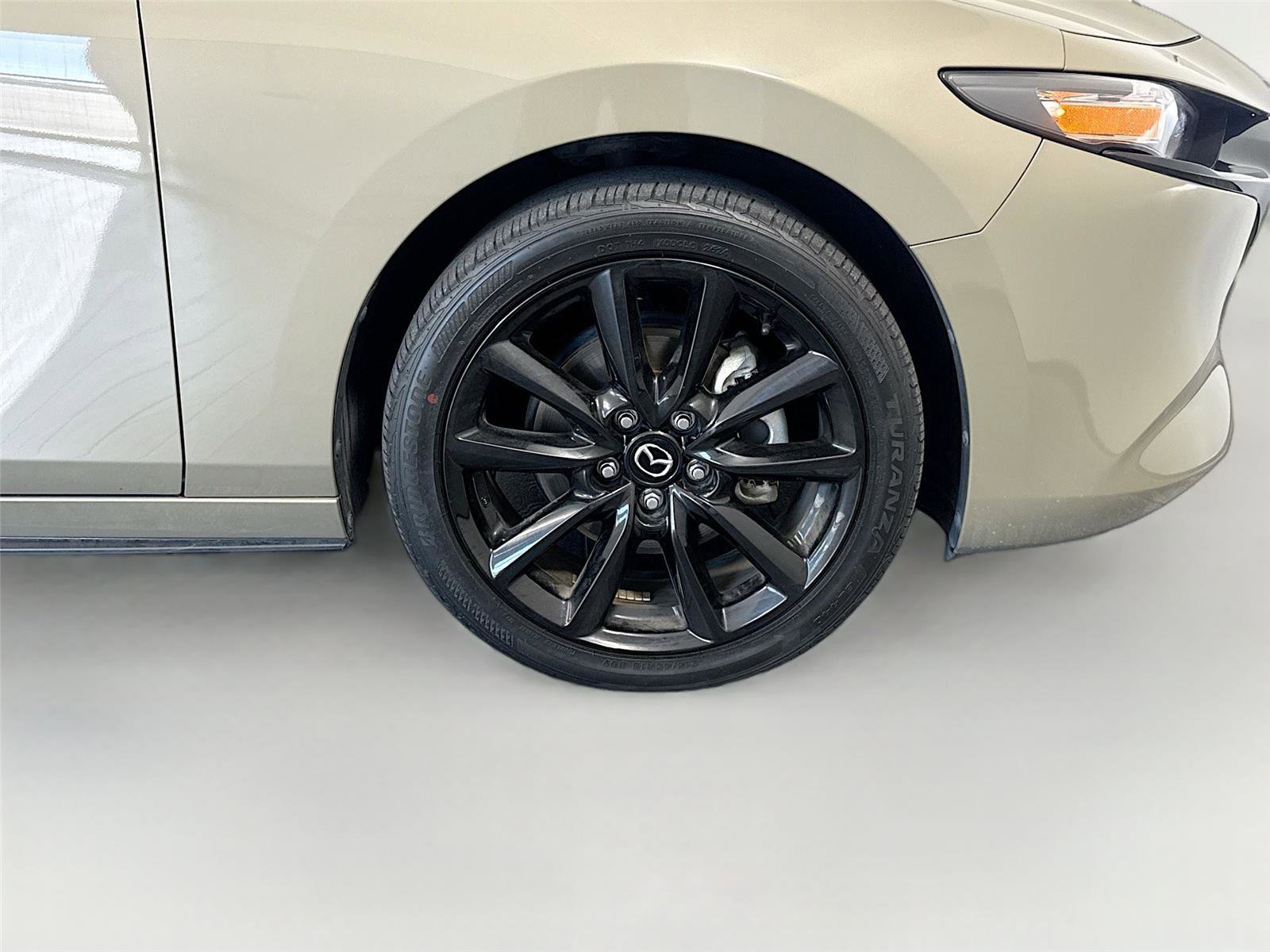 Used 2025 MAZDA MAZDA3 Carbon image 30