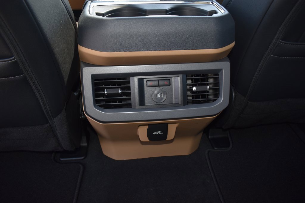 Used 2025 Ford F450 Lariat w/ FX4 Off-Road Package image 19