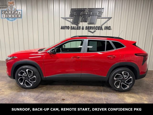 Used 2026 Chevrolet Trax RS w/ Sunroof Package FWD image 3