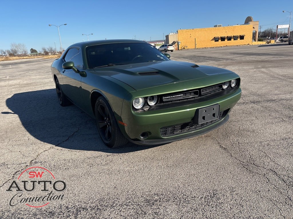 Used 2019 Dodge Challenger SXT