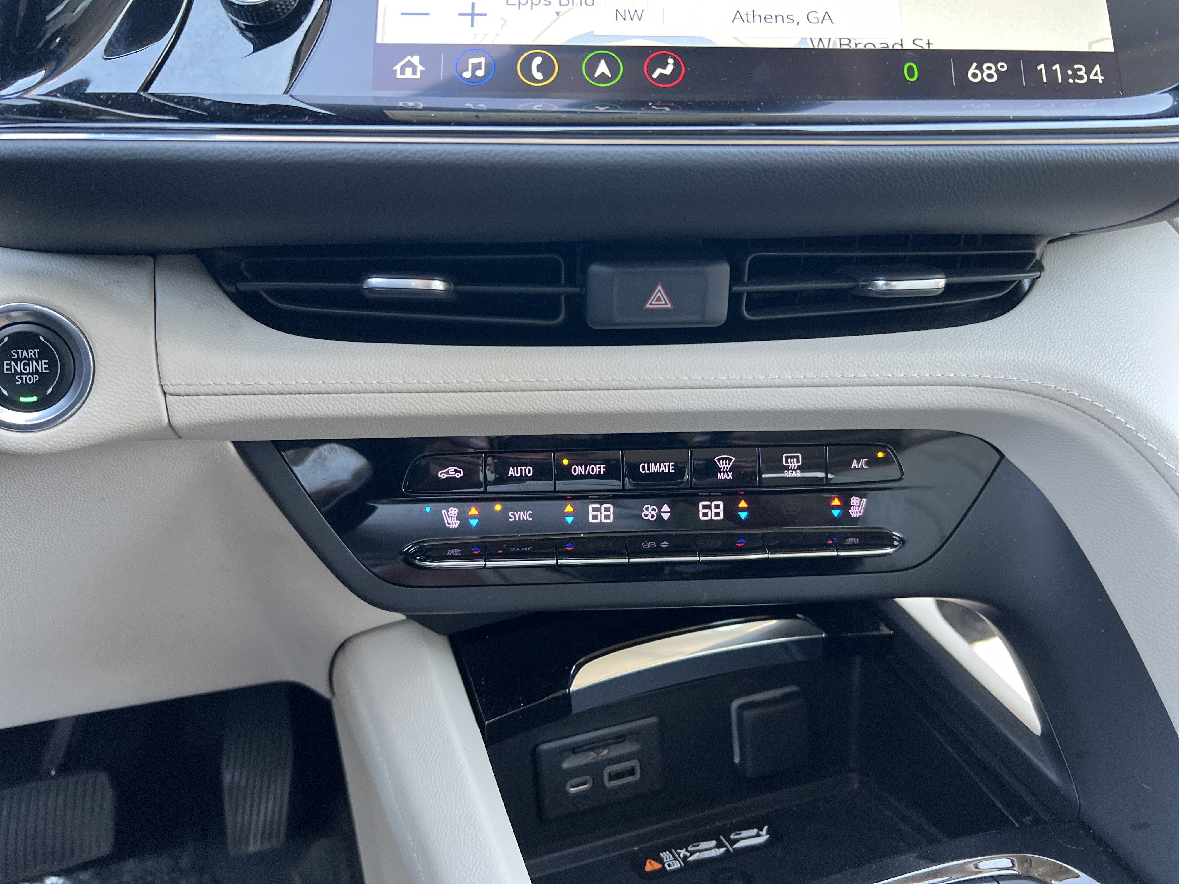 Used 2023 Buick Envision Avenir FWD image 32