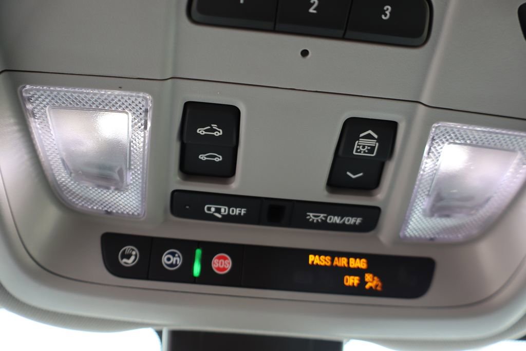 Used 2023 Chevrolet Equinox Premier image 28