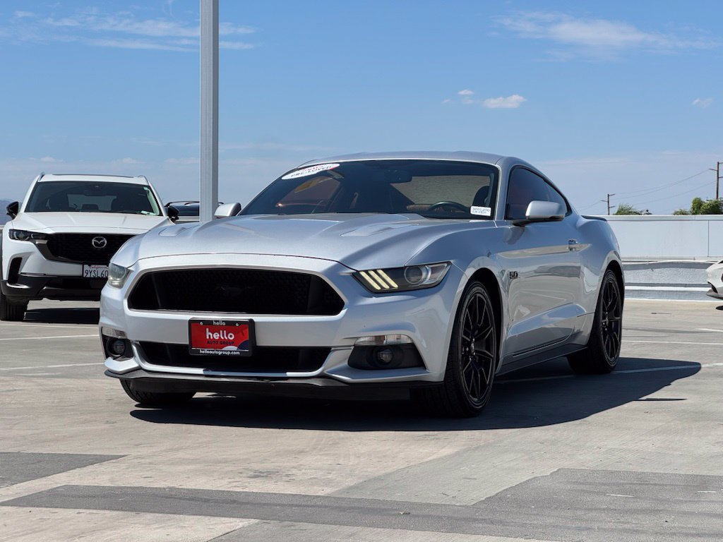 Used 2017 Ford Mustang GT Premium w/ Black Accent Package RWD image 5